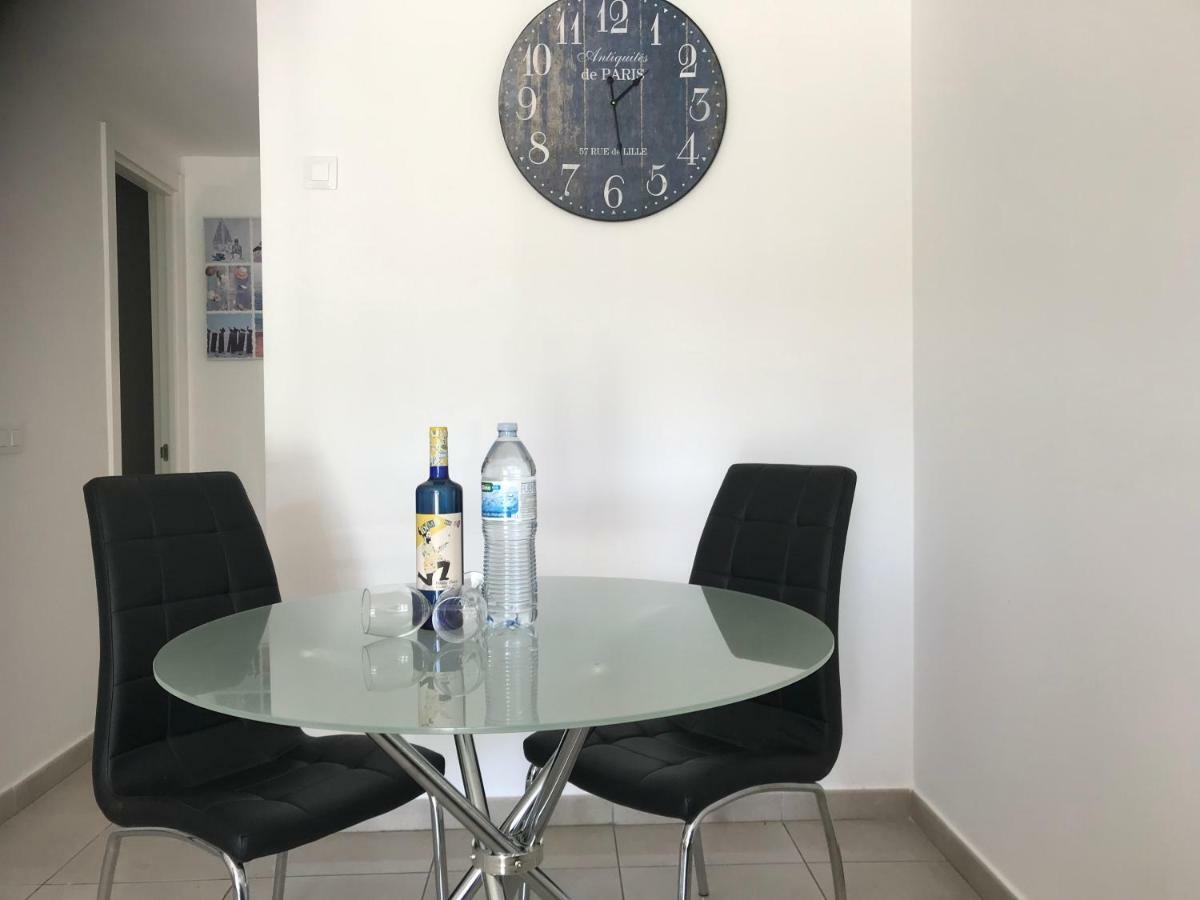 Nice And Sunny Apartment Corralejo Luaran gambar